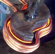 超音頻淬火設(shè)備和立式淬火機(jī)床互相配合給凸輪軸淬火