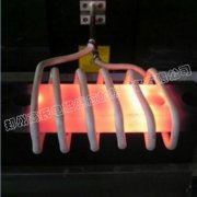 緊固件加熱成型設(shè)備-中頻淬火設(shè)備