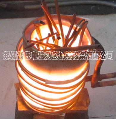 中頻淬火設(shè)備也可以熔煉鐵